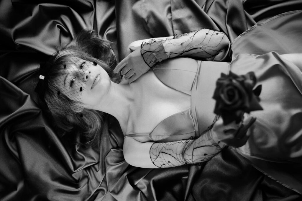 Satine Anais Geraldine Macht portrait